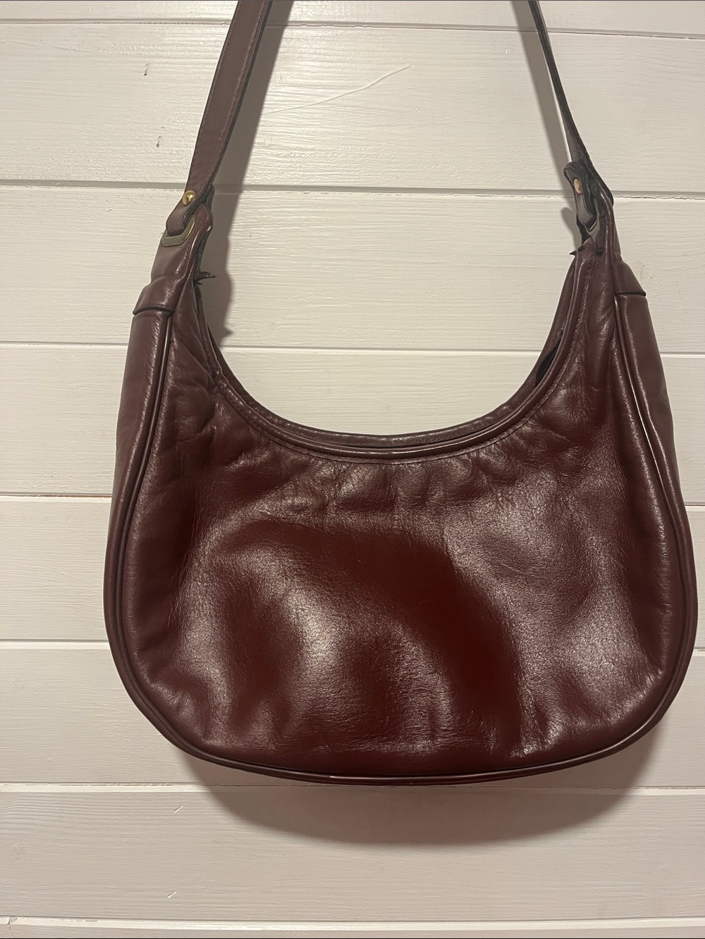 Etienne Aigner Burgundy Shoulder Bag - Picture 3 of 7
